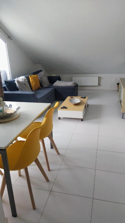 Orinon Beach Apartment المظهر الخارجي الصورة